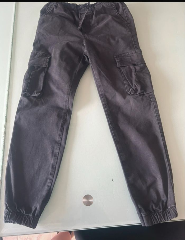 Pantalon cargo jogger kiabi 10 ans