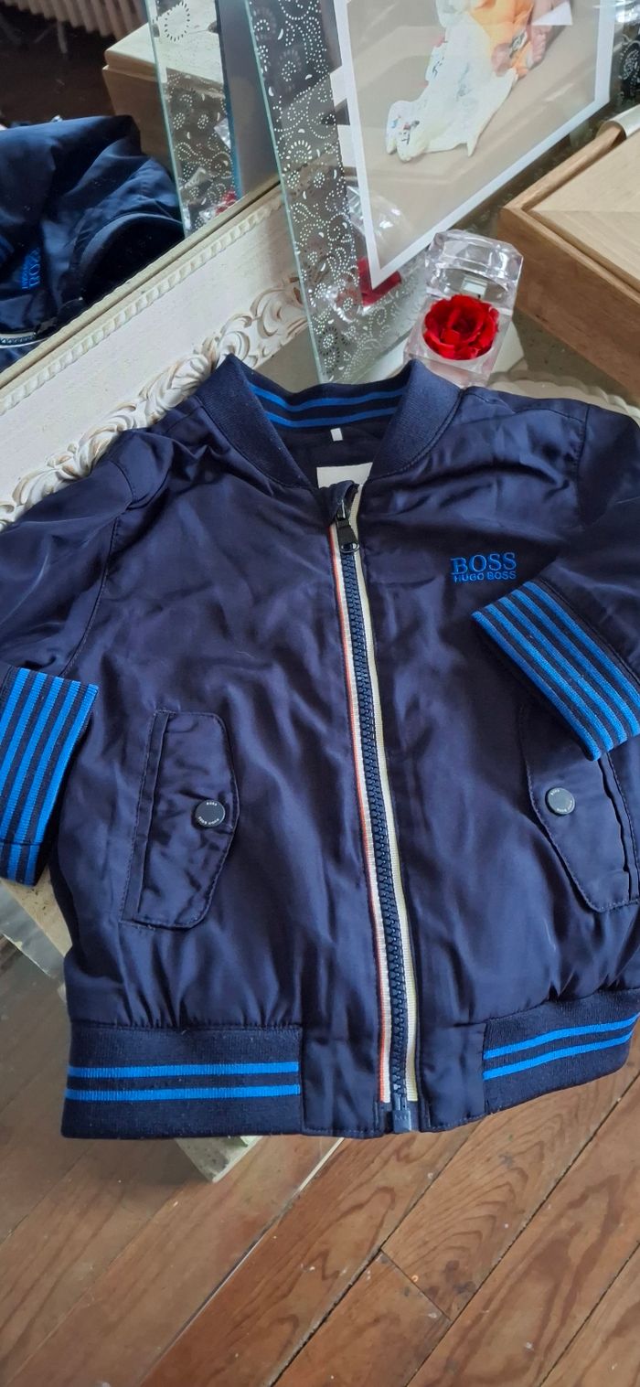 Veste Hugo boss bombers 18 mois
