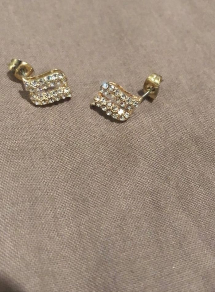 Boucle oreille strass