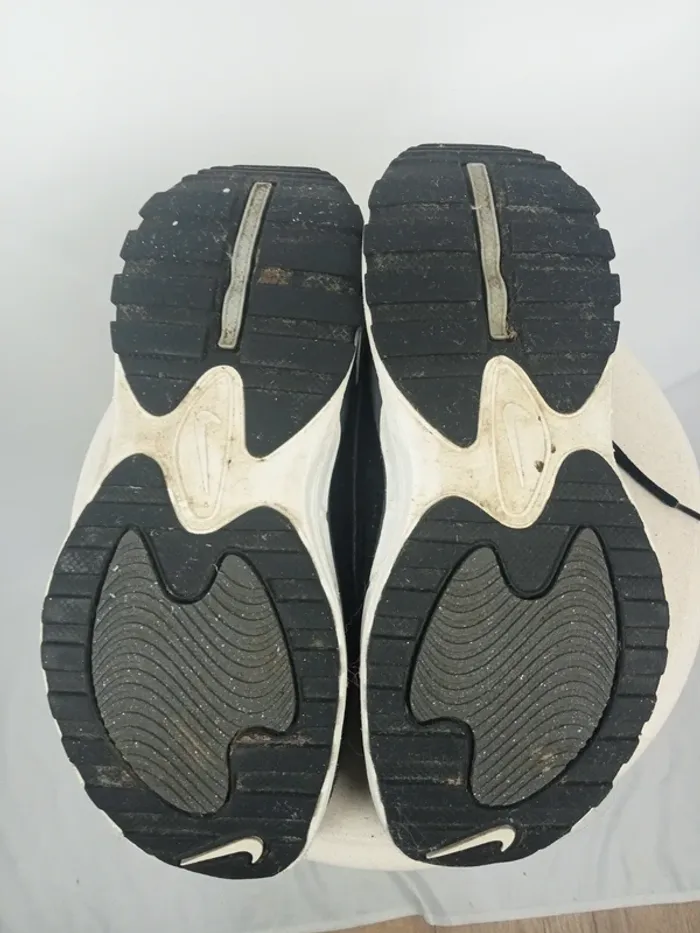 Baskets - sneakers - zapatillas - sneaker - turnschuhe - scarpe da ginnastica - Nike Air - photo numéro 5
