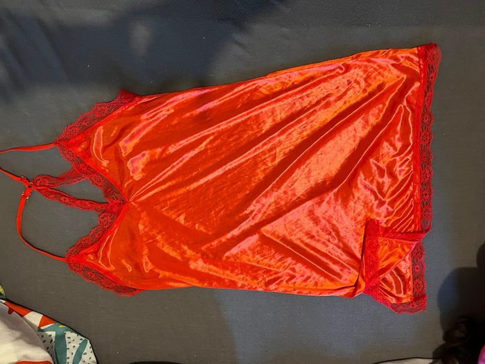 Chemise de nuit rouge - photo numéro 2