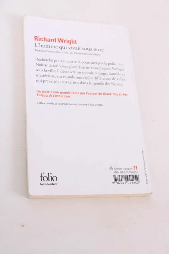 L'Homme qui vivait sous terre - photo numéro 2