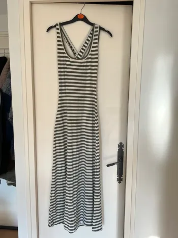 Robe longue rayée