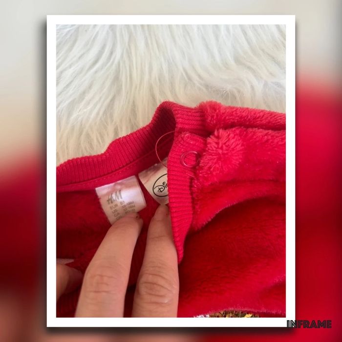 Très beau pull minnie de noël 🥰 Disney taille 12-18 mois - photo numéro 2