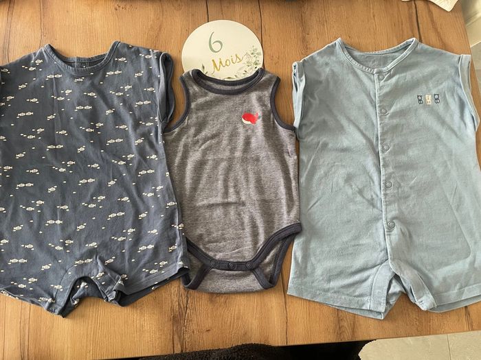 2 Combishort et 1 body Obaibi 6 mois - photo numéro 2