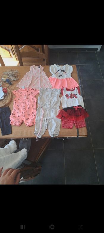 Lot fille 6 mois