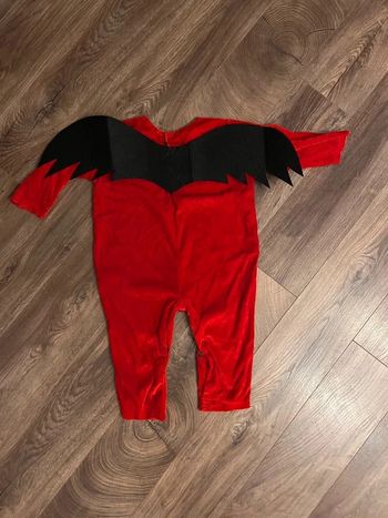 Costume