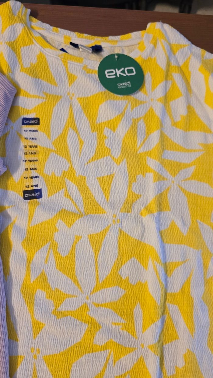 neufs (non portés) 🏷🥰😍 teeshirts mc 12 ans fille 😍🥰 - photo numéro 7