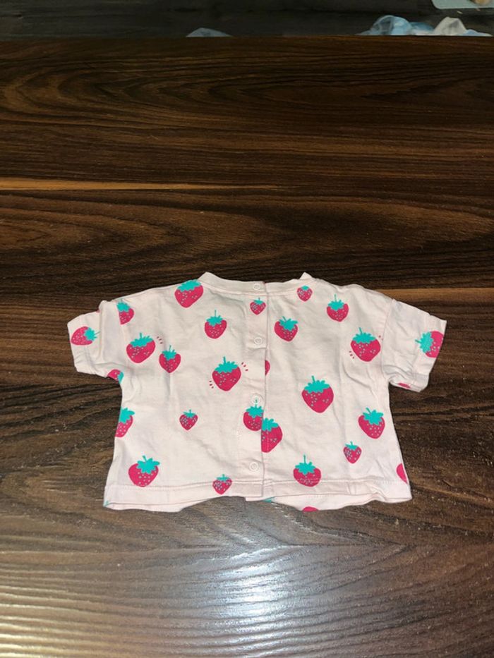 Joli tee shirt fraise - photo numéro 3