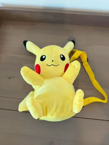 Sac à dos peluche Pikachu Pokémon