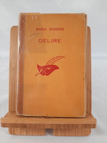 Sara Woods, Délire, C3