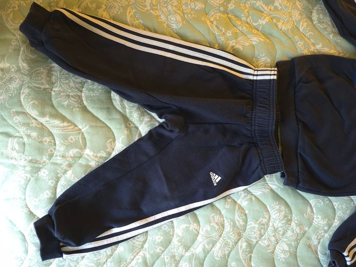 Ensemble jogging Adidas 18/24 mois - photo numéro 6