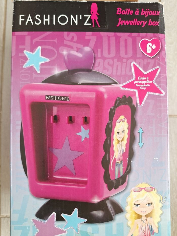 Boite a bijoux fashion z - photo numéro 2