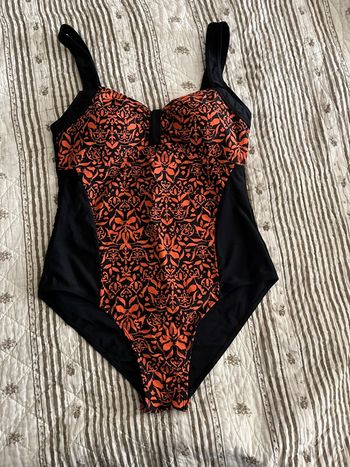 Maillot de bain 1 pièce taille 42
