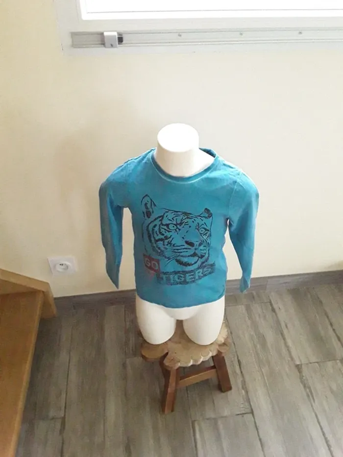 Tee-shirt manches longues 3 ans (98 cm)