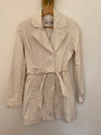 Trench court crème