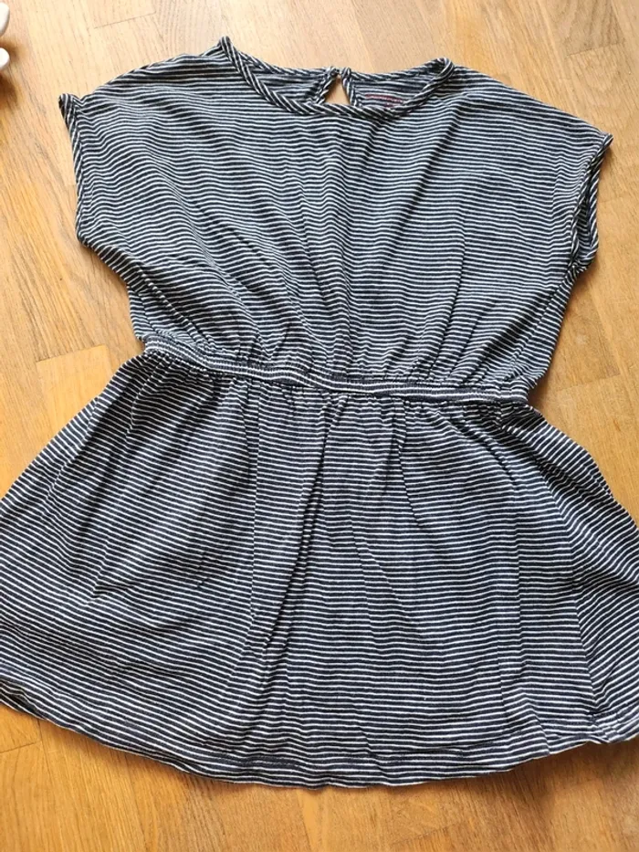 Robe bleue - photo numéro 2