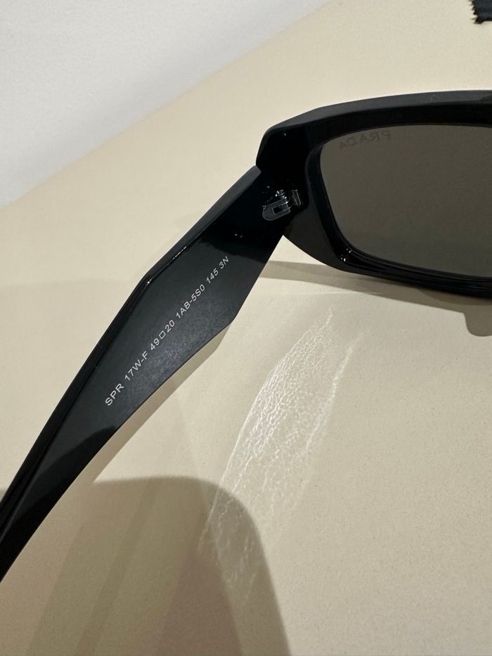 Lunettes Prada - photo numéro 2