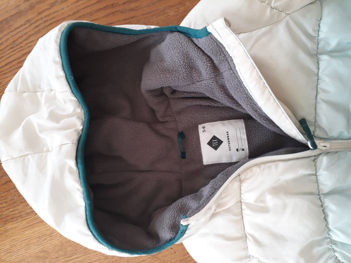 Anorak a capuche TEX vert 5 , 6 ans - photo numéro 2