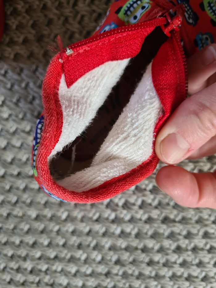 Chaussons voitures rouges - T 21 - photo numéro 9