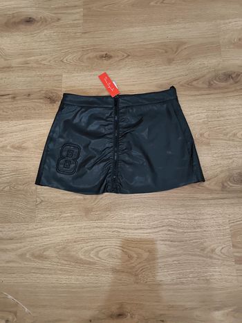 Mini jupe vinyl taille L(40) neuve