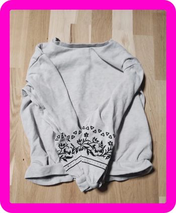 Pull Gémo taille 8 ans en  bon état