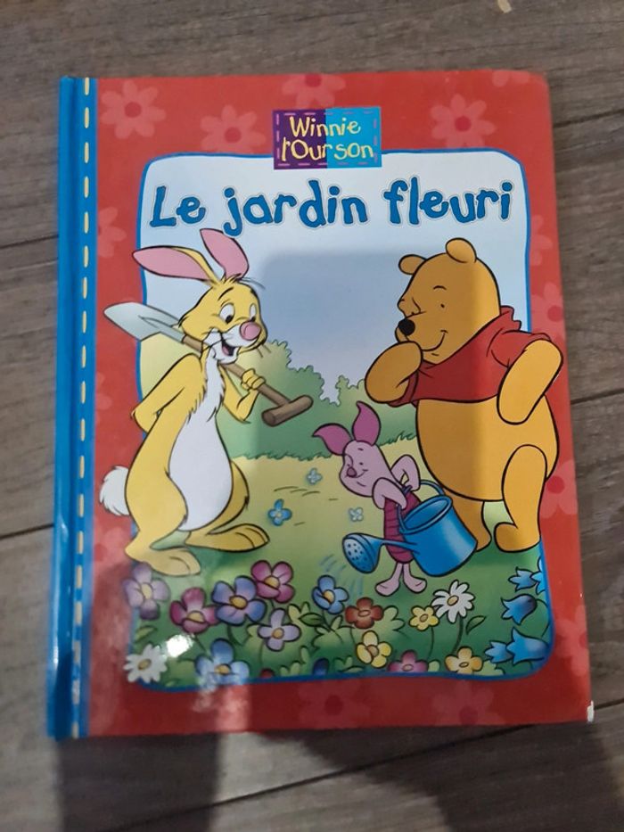 Livre enfant winnie l'ourson  le jardin fleuri