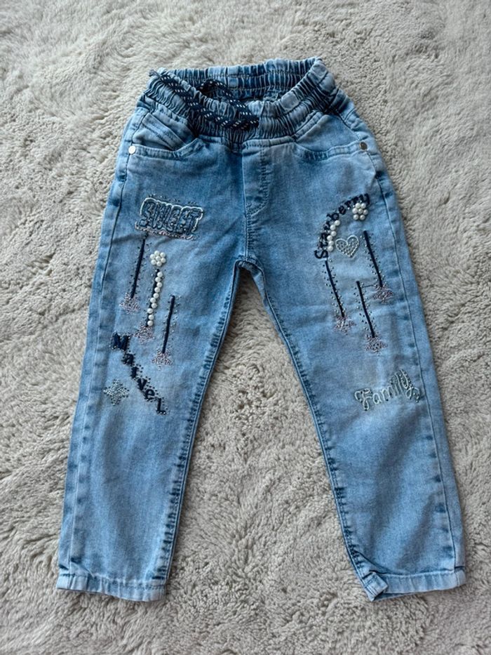 👖Lot 2 jeans - fille 4 ans- levi’s- Class - très bon état et bon état - photo numéro 2