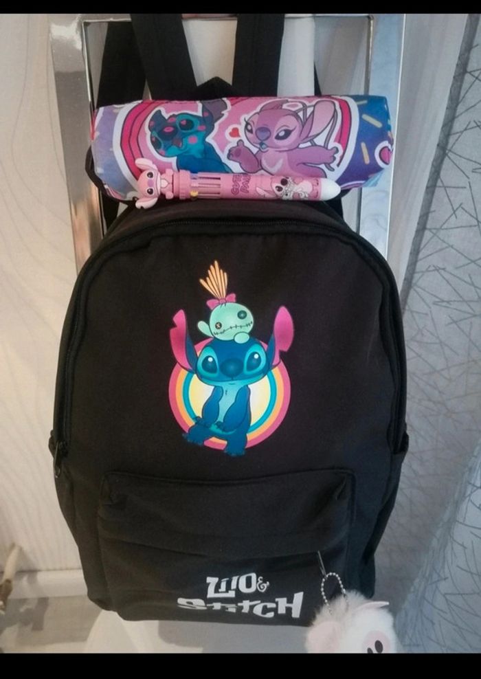 Ensemble sac à dos, trousse,stylo Stitch et Angel 🎒