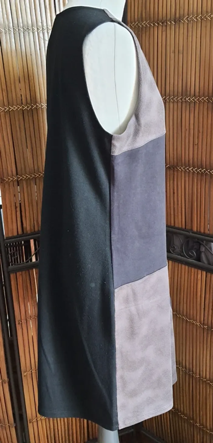 Robe à forme géométrique "Carnaby" taille 44 - photo numéro 3