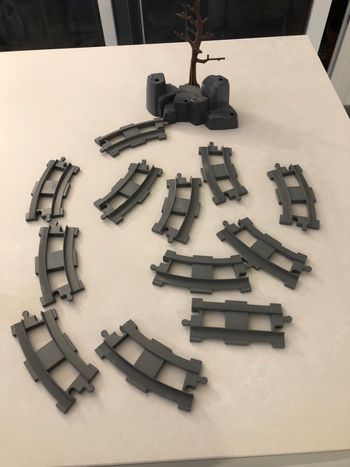 Lot de 13 pièces rails et accessoires Brio