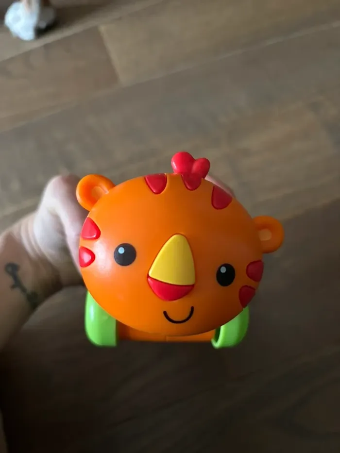 Chat tigre à friction et bille Fisher price tbe - photo numéro 2