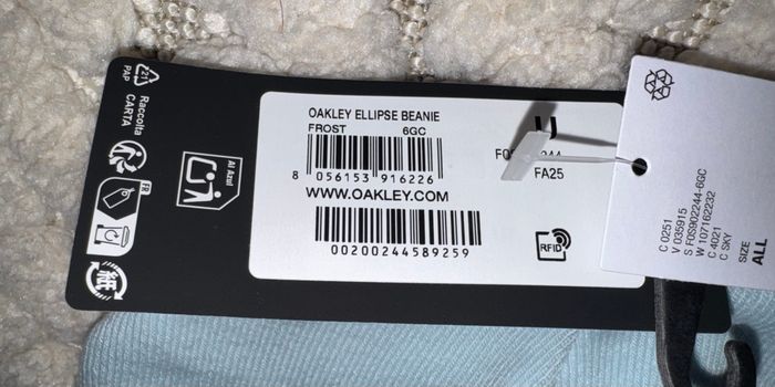 Bonnet Oakley Ellipse Bleu clair Neuf - photo numéro 3