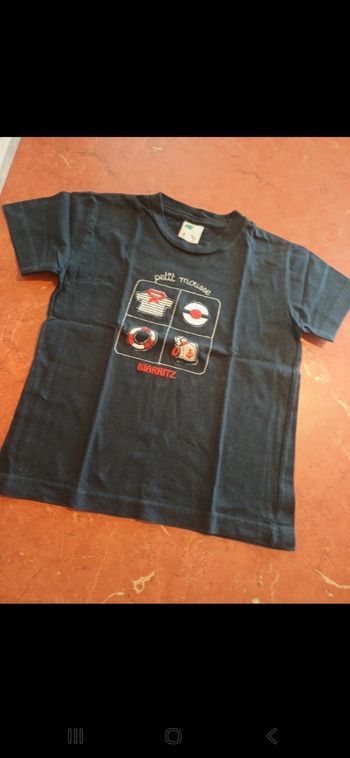 T.shirt garçon taille 3 ans