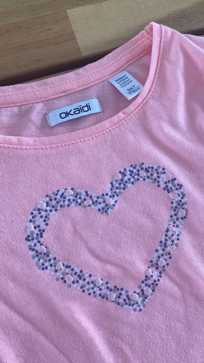 T-shirt rose fluo 💓 - photo numéro 2