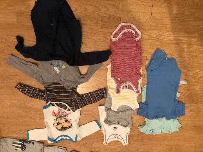 Lot vêtement bébé 9 mois - photo numéro 4