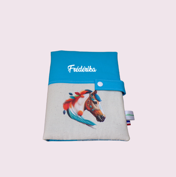 protège carnet de santé personnalisable modèle cheval bleu ou orange