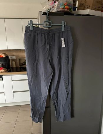Pantalon coupe jogger neuf