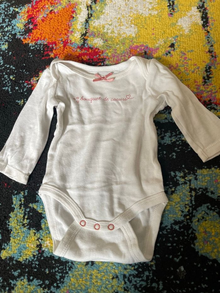 Bodies bébé - photo numéro 3