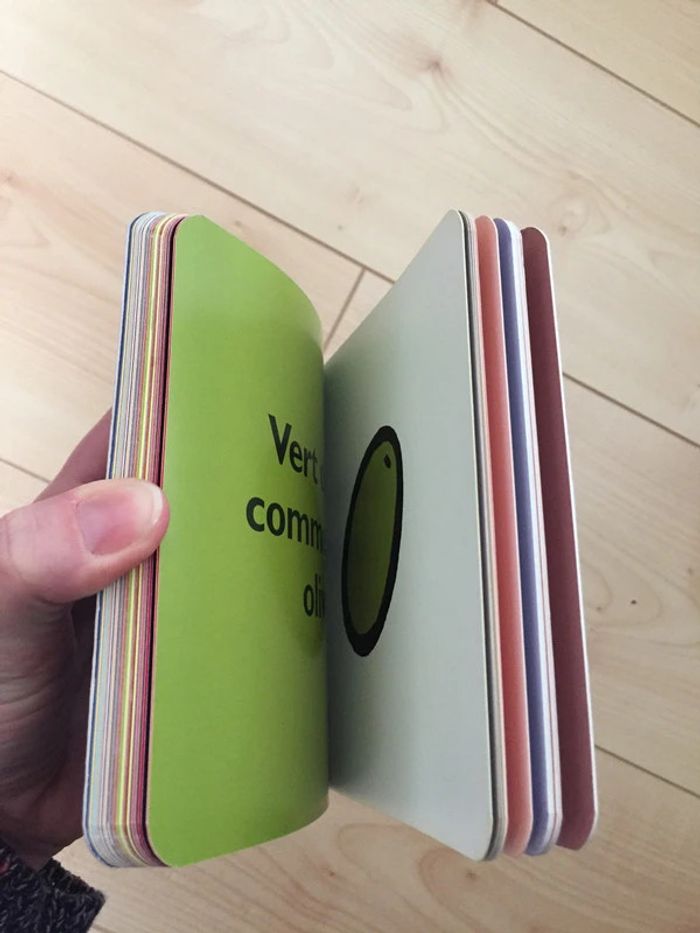 Le livre des couleurs - photo numéro 4