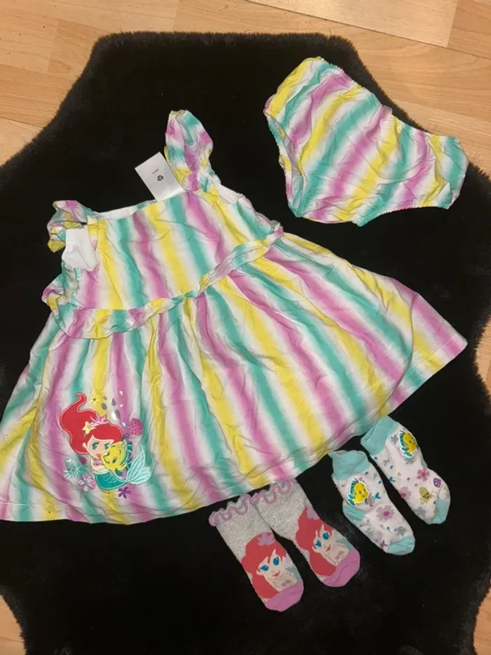 🌸 Robe Disney store multicolore 🌸