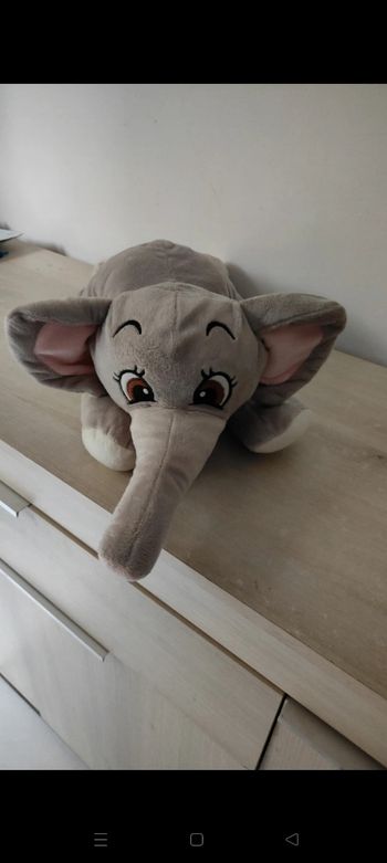 Peluche elephant