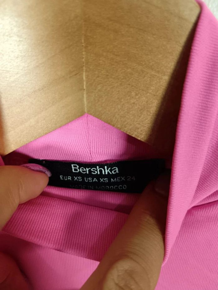 C21 bodie rose bershka XS - photo numéro 3
