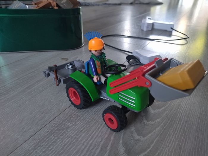 Petit tracteur playmobil