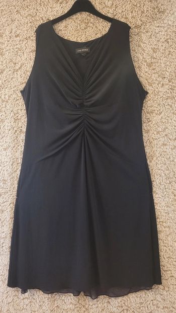 Très belle petite robe noire Lane Bryant