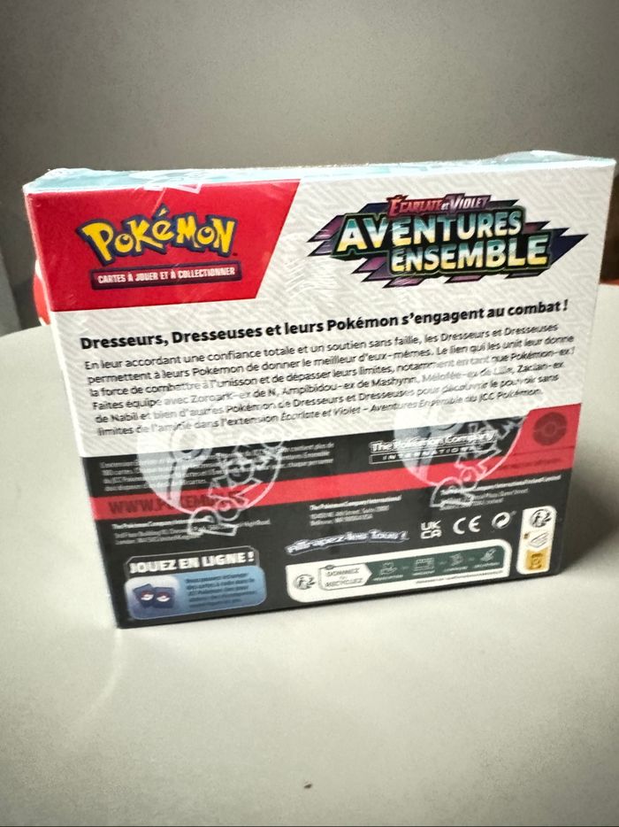 Display Pokémon EV9 aventure ensemble FR scellé - photo numéro 3