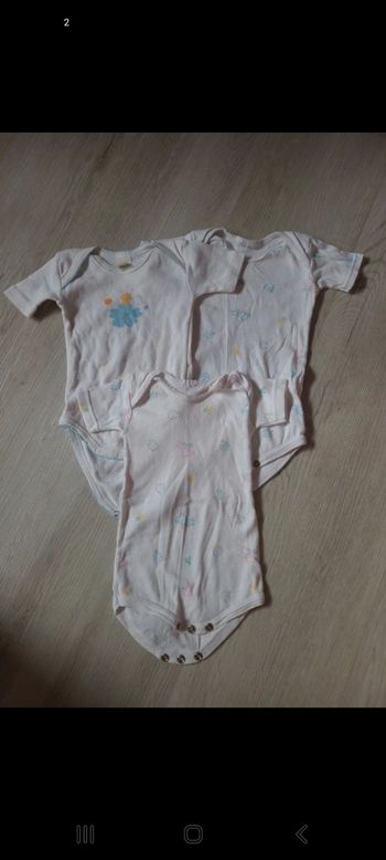 Lot de 3 bodies 3 mois