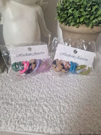 Lot boucles d'oreilles acrylique