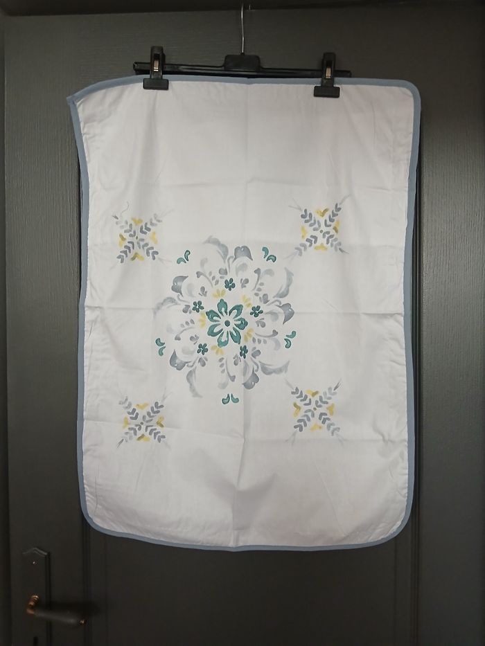 Lot de 2 taies d’oreiller blanc & bleu ciel - Damart - photo numéro 2