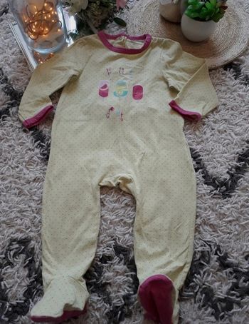 Pyjama à motifs Taille 18 mois💞🌿